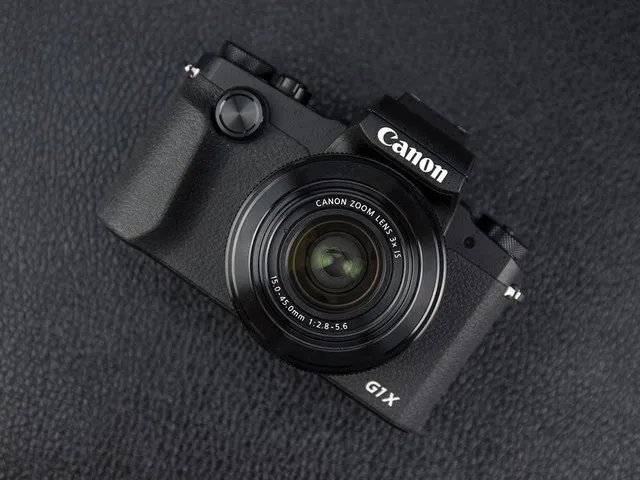 口袋里有“怪兽” 佳能G1 X Mark III评测