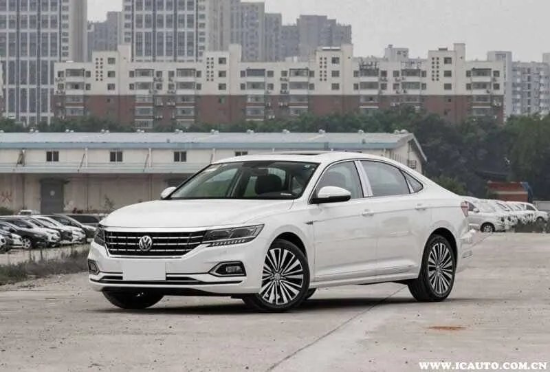 凯美瑞同级别车哪款好，凯美瑞同级别的车有哪些