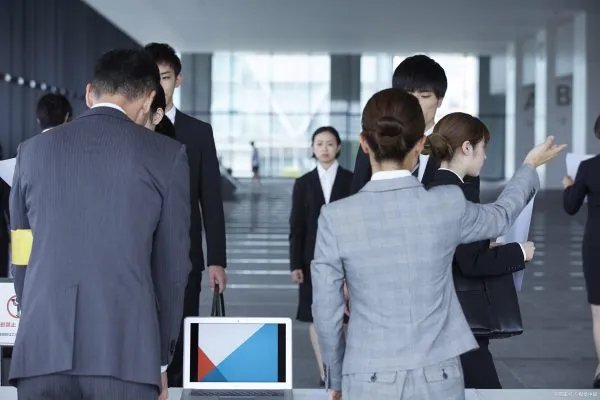 考农村乡镇公务员怎么报名