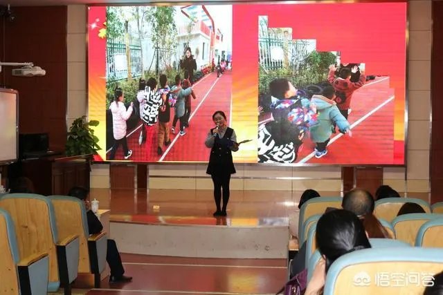 雨花区:普惠幼儿园名额有限,众多家长自带板凳和零食通宵排队报名, 你怎么看?