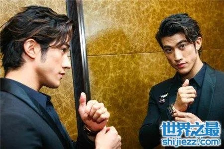 李治廷身高有多高 事实说明了他的真实身高