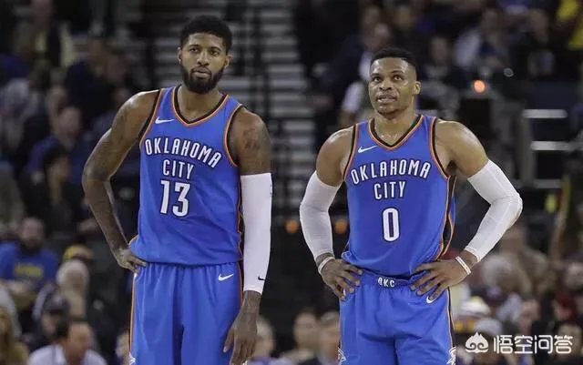 威少对阵热火狂摘18个篮板，如何看待他为了场均三双刷数据的行为？