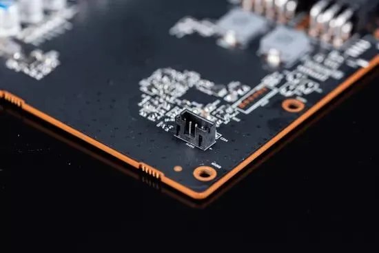 HIS RX 5700 XT军团超频版显卡评测:风格前卫重磅回归