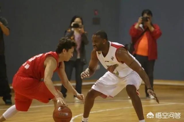 哈登得分超麦蒂,巅峰时期的麦蒂能打爆哈登吗?