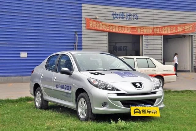 一万元左右买个二手车，是什么样的车好一些？