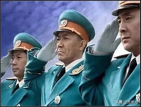 《亮剑》要翻拍时孙红雷拒绝主演，认为李幼斌演的无法超越，别人只能模仿，你怎么看？