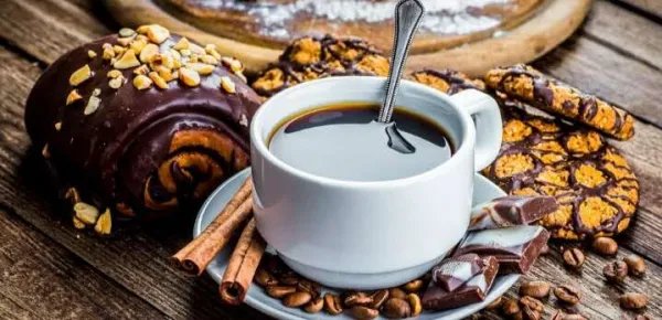 开个绝味鸭脖加盟店需要多少费用