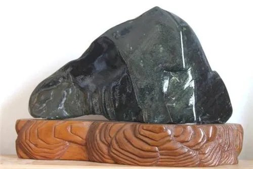 崂山绿石是什么 如何鉴别崂山绿石的真假