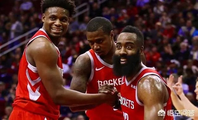 6人上双,哈登31+8+10率火箭121-105轻取老鹰,怎么评价这场比赛?