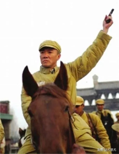 《亮剑》要翻拍时孙红雷拒绝主演，认为李幼斌演的无法超越，别人只能模仿，你怎么看？