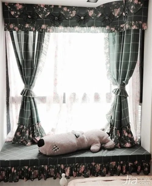 欧式风格窗帘设计 欧式窗帘图片欣赏