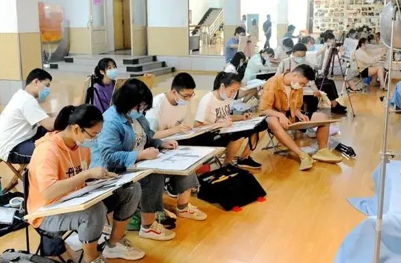 2023年艺体生分数线