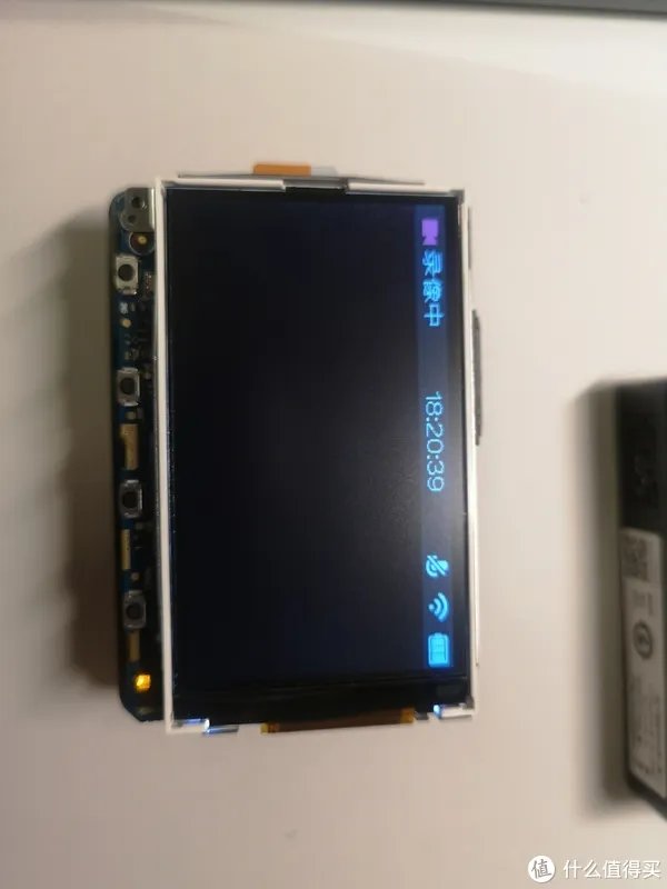 小蚁行车记录仪复活记(简单拆解+换电池)