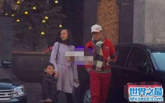 蔡国庆老婆秦娟近照曝光,据说是北京一茶楼的老板