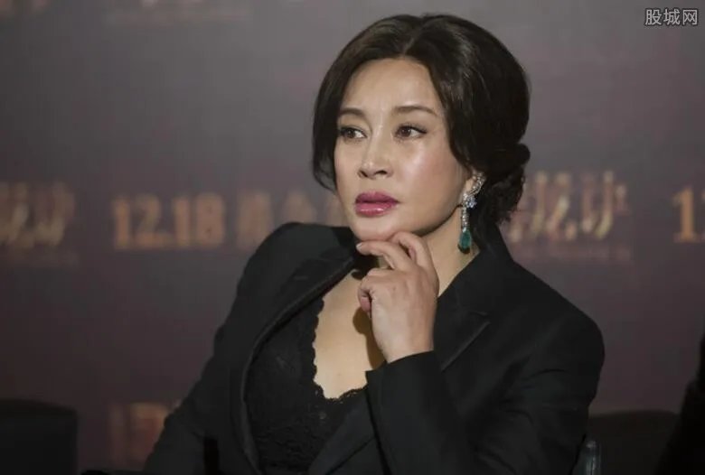 刘晓庆为什么坐牢 刘晓庆在狱中经历了什么