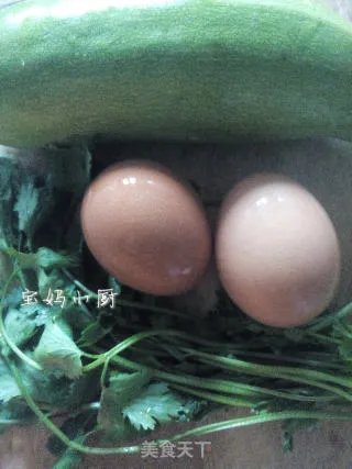 西葫芦香菜炒蛋