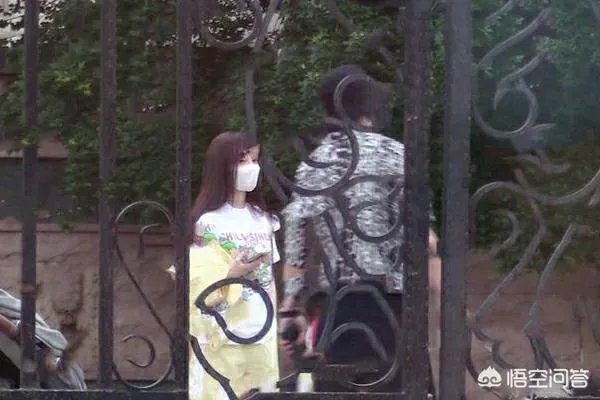 李小璐和贾乃亮有复合的可能吗？