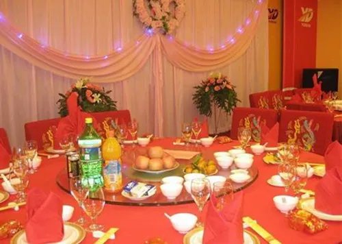 婚宴酒水价位揭秘   结婚一般喝什么酒有面子