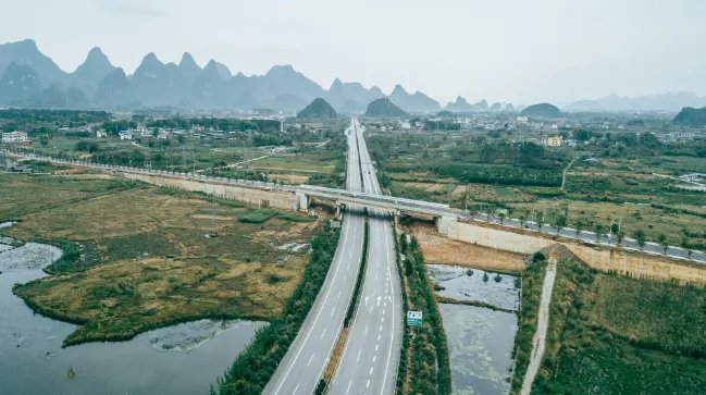 高速免费时间怎么算 免费通行按出高速时间算吗