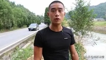 江西小伙95后王亮2分钟勇救4人，立了一等功为什么还被喷？