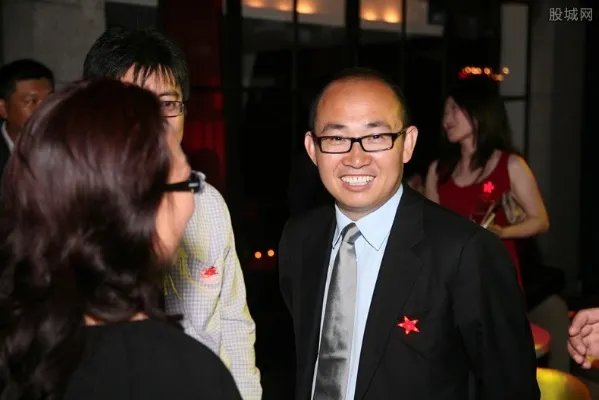 潘石屹现在的国籍 他现在是美国人吗