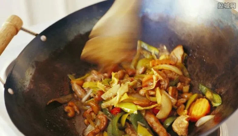 舌尖3种草一口锅 淘宝及朋友圈神同步开卖