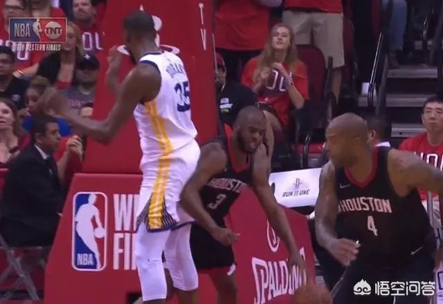 勇火大战,杜兰特突然无缘无故肘击卡佩拉,他是怎么了?会受到联盟的追加处罚吗?