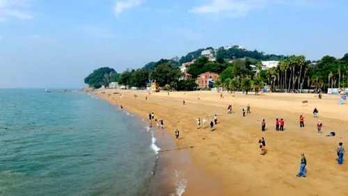 沙滩婚礼哪里举行好 中国适合举办沙滩婚礼的海滩