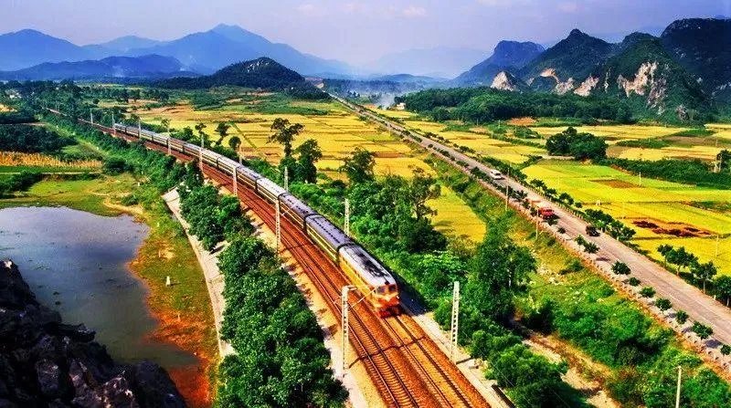 京广高铁部分列车晚点2小时以上,你知道这其中的原因吗?