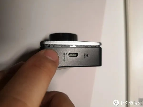 小蚁行车记录仪复活记(简单拆解+换电池)