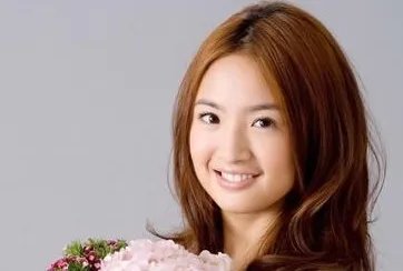 林依晨一直演少女感很强的剧,这是不是很限制她的戏路?