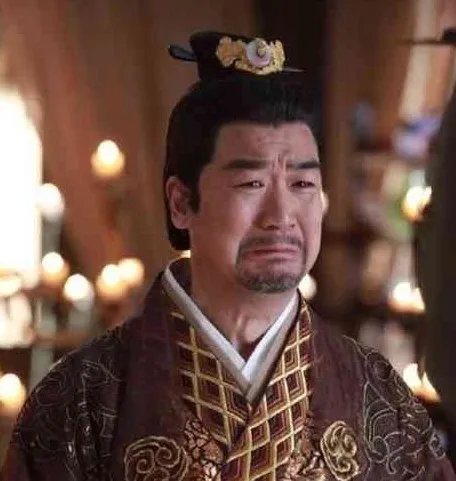 张国立晒搞笑自拍,走“逗比”路线了?