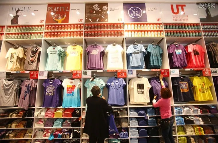 优衣库联名款遭疯抢 线上线下门店售罄还会补货吗