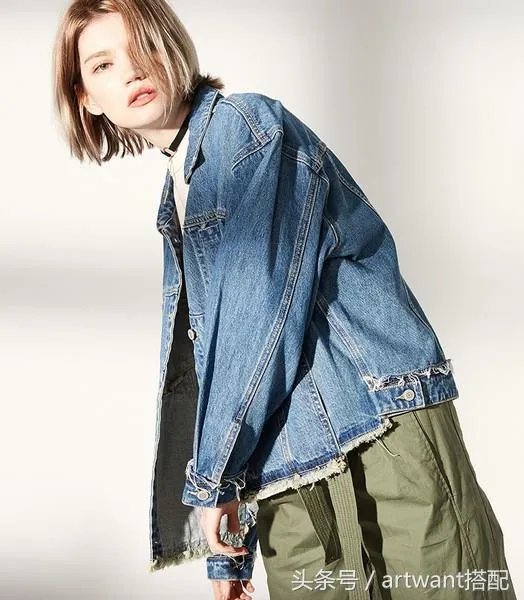 今年秋季比较流行什么样的外套呢?