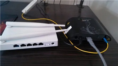 路由器怎么连接猫