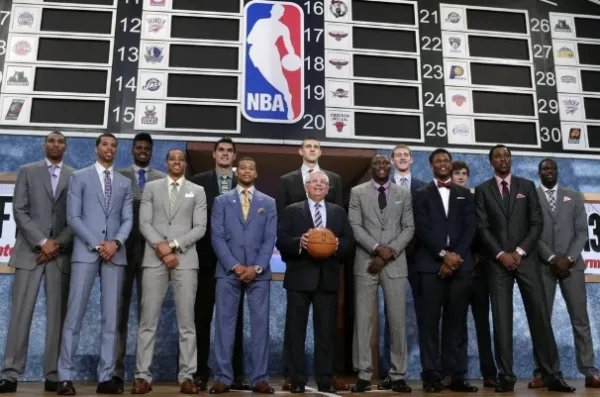 NBA选秀规则是什么？什么是选秀权？什么是顺位？什么是交换？怎么交换？