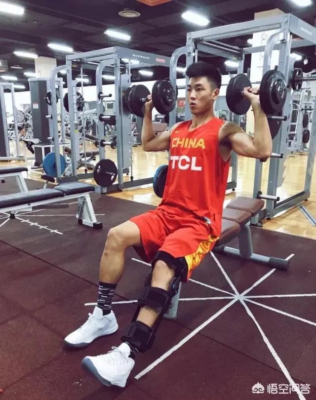 赵继伟突然受伤，辽宁队有意新赛季召回高诗岩，吉林队会同意吗？