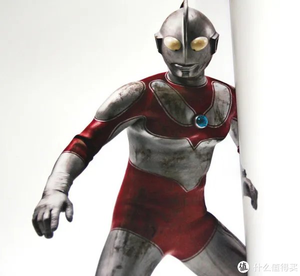 不打小怪兽！奥特曼45周年纪念画册 入手