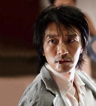 周星驰有女朋友吗?