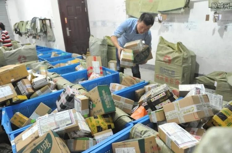 快递新规正式实施 消费者隐私泄露等烦恼将受法律保护