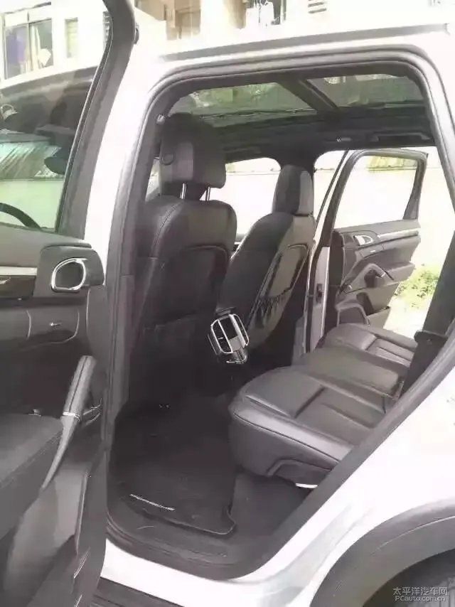 保时捷卡宴2012款 3.0t简介