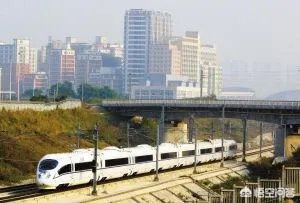 真的会有每天从广州到深圳坐地高铁上班的人吗?