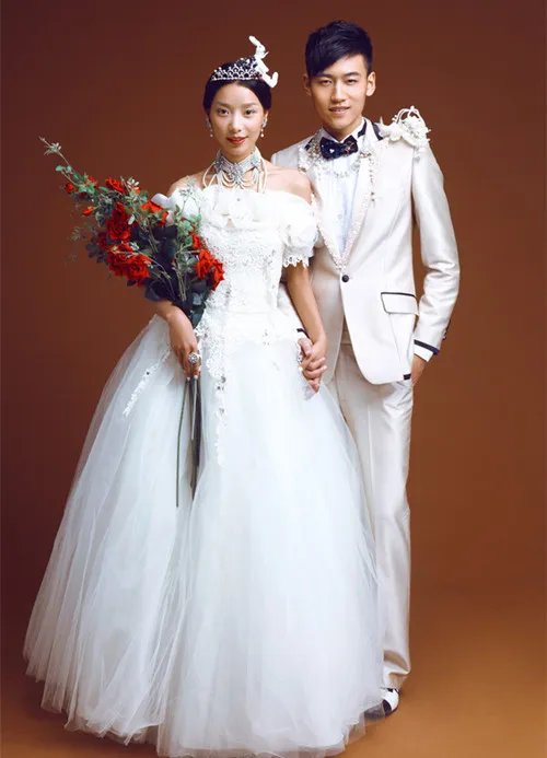 婚纱照欣赏 拍婚纱照的姿势与表情