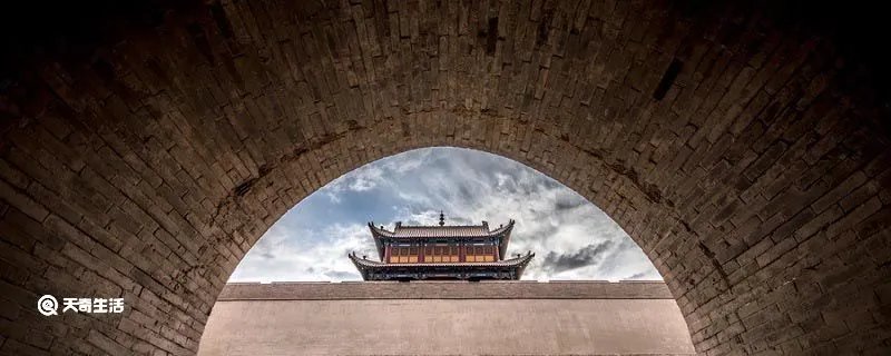 烽火连三月的下一句