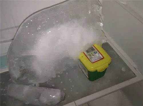 冰箱冷藏室结冰的原因和解决方法是怎样的