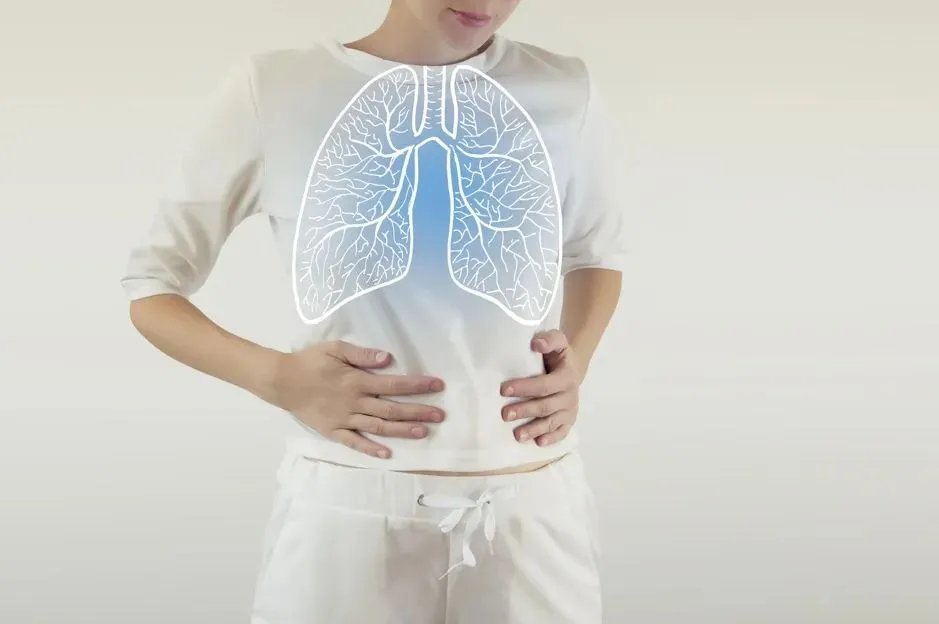 咳嗽总不好，会变“白肺”？3个办法提前预警