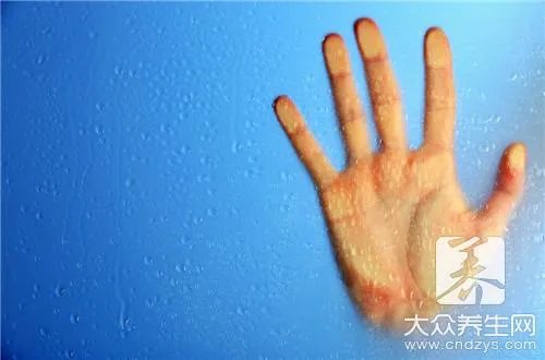 手裂口子应该怎么办?