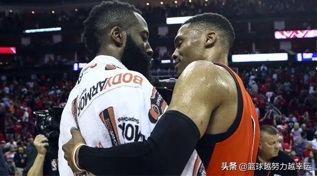 威少和保罗互换东家，二弟和三弟相聚休斯顿，你怎么看？