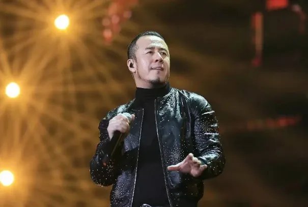 杨坤十大经典歌曲排行榜：《无所谓》上榜，第一无人能及