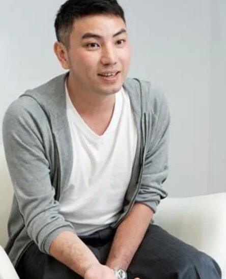 詹仁雄钟欣怡醉酒后大闹宴会 孙乐欣忽然下跪求婚前妻好友